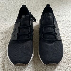 New Balance Fresh Foam X Cruz v3, black, men’s size 10